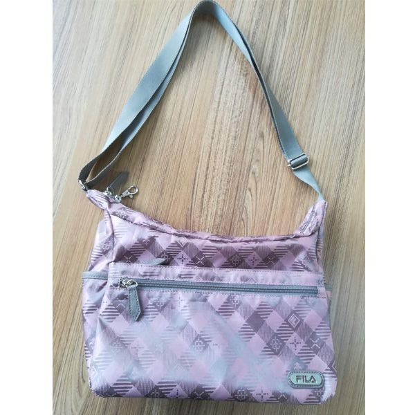 肩が斜めになる